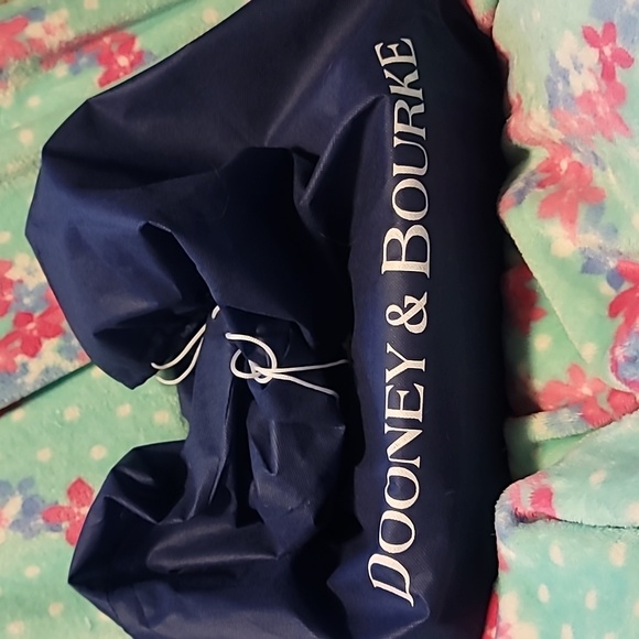 Dooney and Bourke Red Suede Bag - Picture 17 of 17